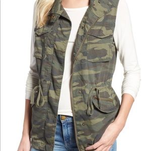 Caslon Camouflage Vest